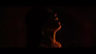 વિદ્યાર્થીએ તેના પગ ઉભા કર્યા groupe porn અને શિક્ષક સાથે તેના ગધેડાને ચુંબન કર્યું.